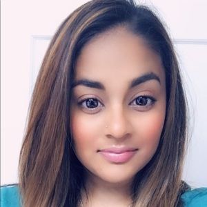 Meet your Posher, Salisha